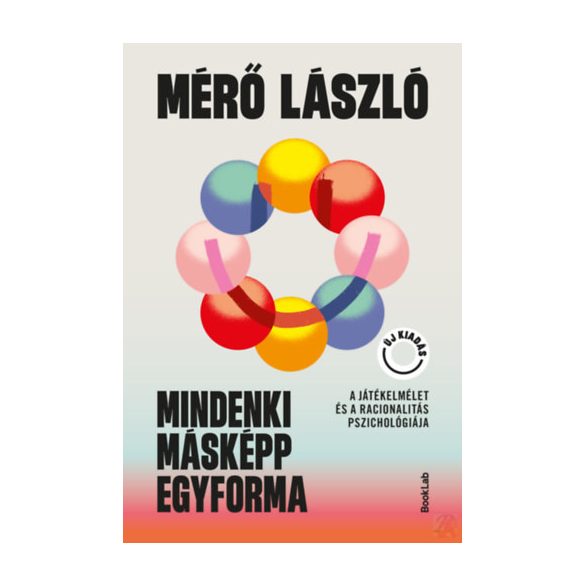 MINDENKI MÁSKÉPP EGYFORMA